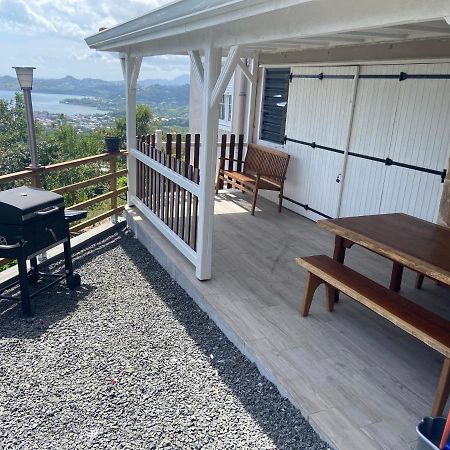 Location Vacances Sur Morne Ventile Avec Vue Mer En Martinique Le Robert Extérieur photo